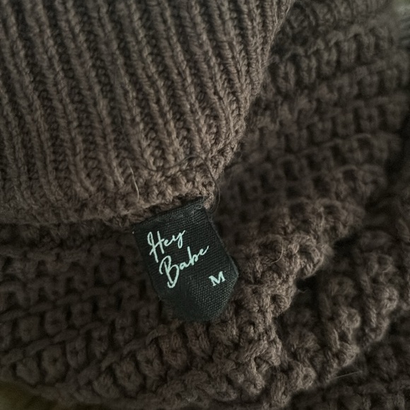 Brown crocheted, top and skirt set - Picture 6 of 6